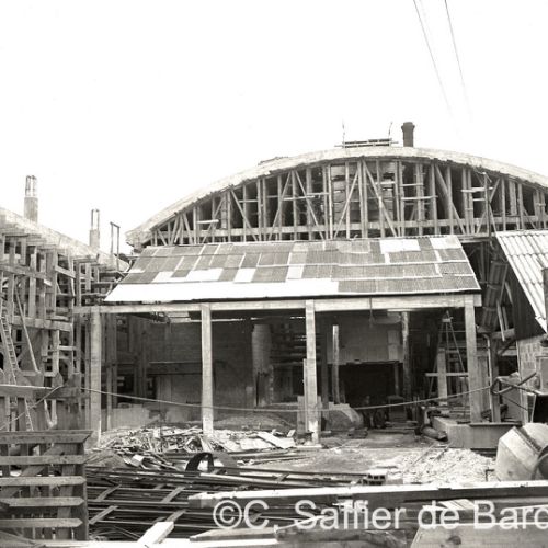 Construction d'usine Gelature à Grelet.
