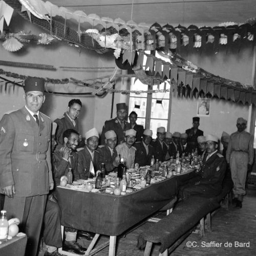 Les Tirailleurs Marocains fêtent l'Aïd El Kebir à la caserne Fayolle,.