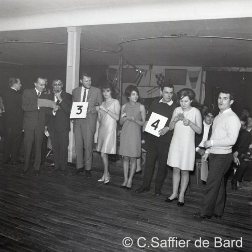 Soirée de la Saint Valentin au Dancing du Parc à Bourgines.
