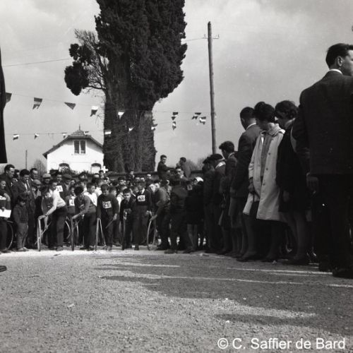 Course de cerceaux à Moulidars.