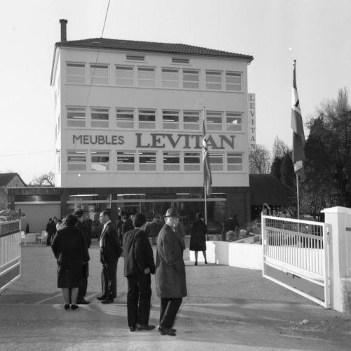 Inauguration du magasin les Meubles Lévitan au Gond Pontouvre.
