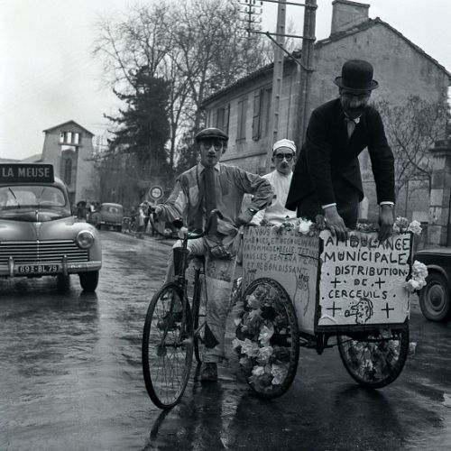 Cavalcade au Gond Pontouvre.