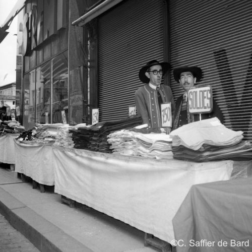 Braderie des commercants d'Angoulême.