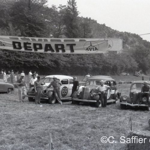 Grasstrack auto à Saint Germain de Confolens.
