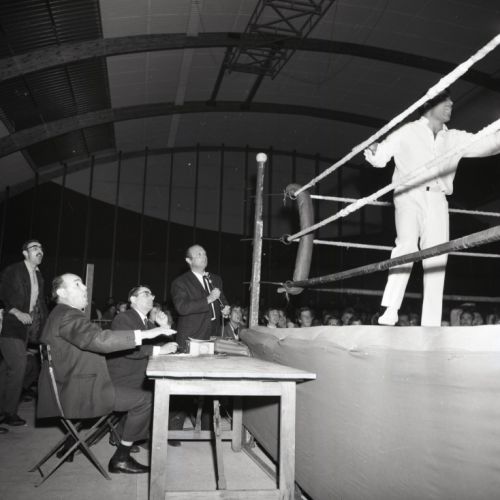 Soirée Catch à la salle Omnisport de la Grand Font.