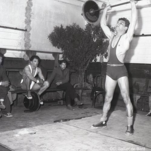 Champion d'haltères.