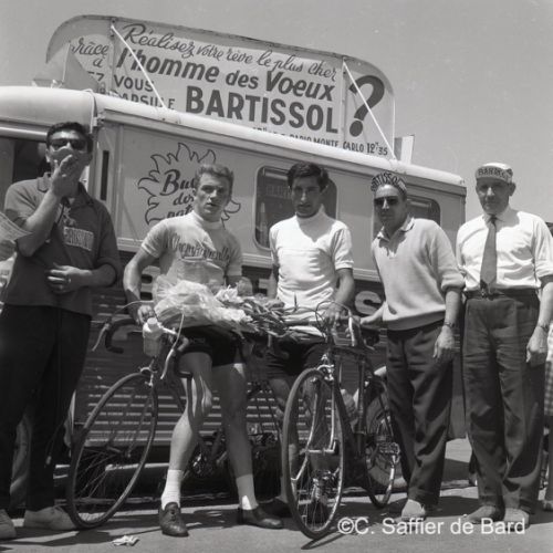 Tour de Charente cycliste Hyper-Marché.