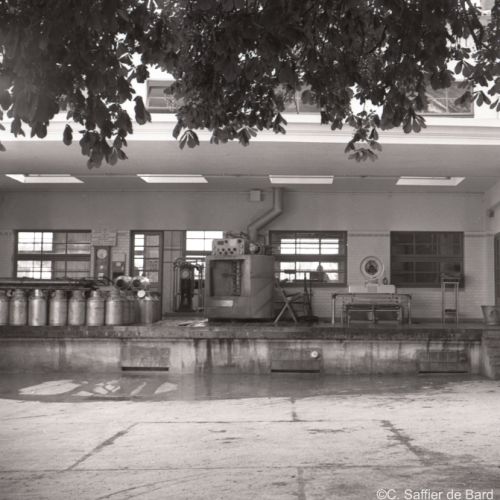 Visite des installations de l'usine de lait à Claix.