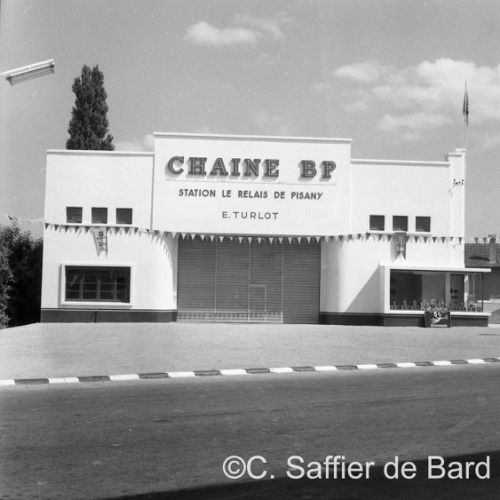 Inauguration du garage James Turlot au Pont de Pisany (Charente Informatique Diffusion en 2021).