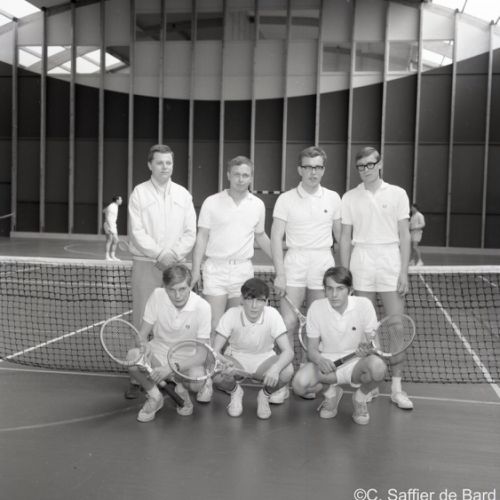 Tournoi de tennis à la salle Omnisport de la Grand-Font.