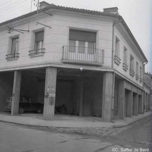 Facade du magasin de M. Bellanger.