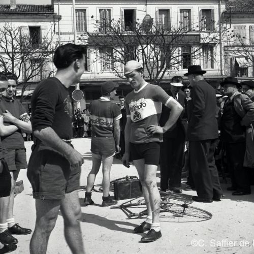 La couse de vélo Bordeaux se déroule à l'occasion de la semaine commerciale d'Angoulême.
