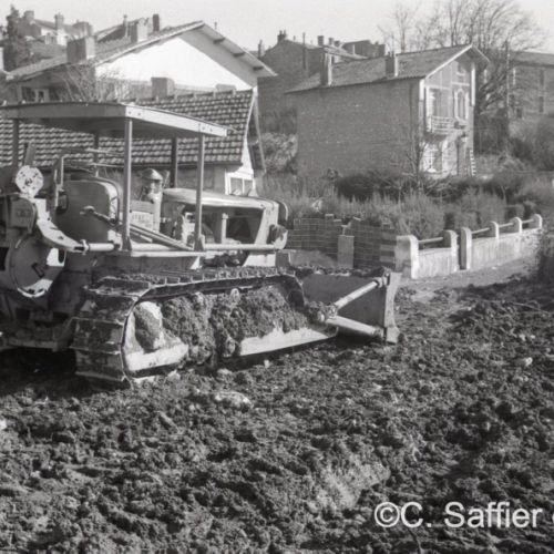 Percement du Boulevard de Bury.
