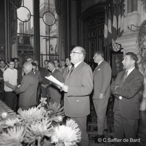 Remise des prix du concours des jeunes conducteurs à l’Hôtel de Ville.