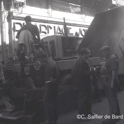 Goudronnage de la rue de Périgueux.