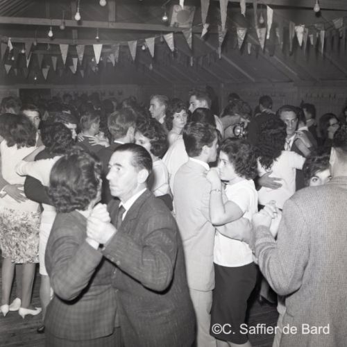 Bal à L'Isle d'Espagnac.