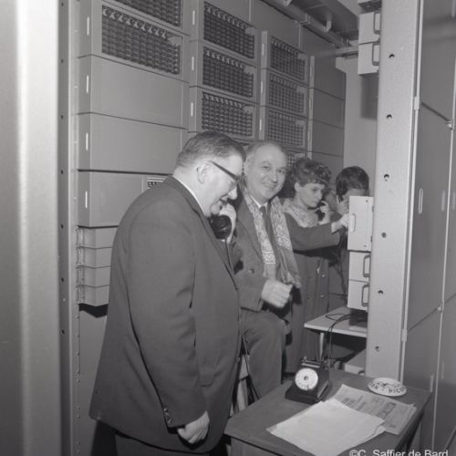 Inauguration du standard automatique téléphonique de Châteauneuf.